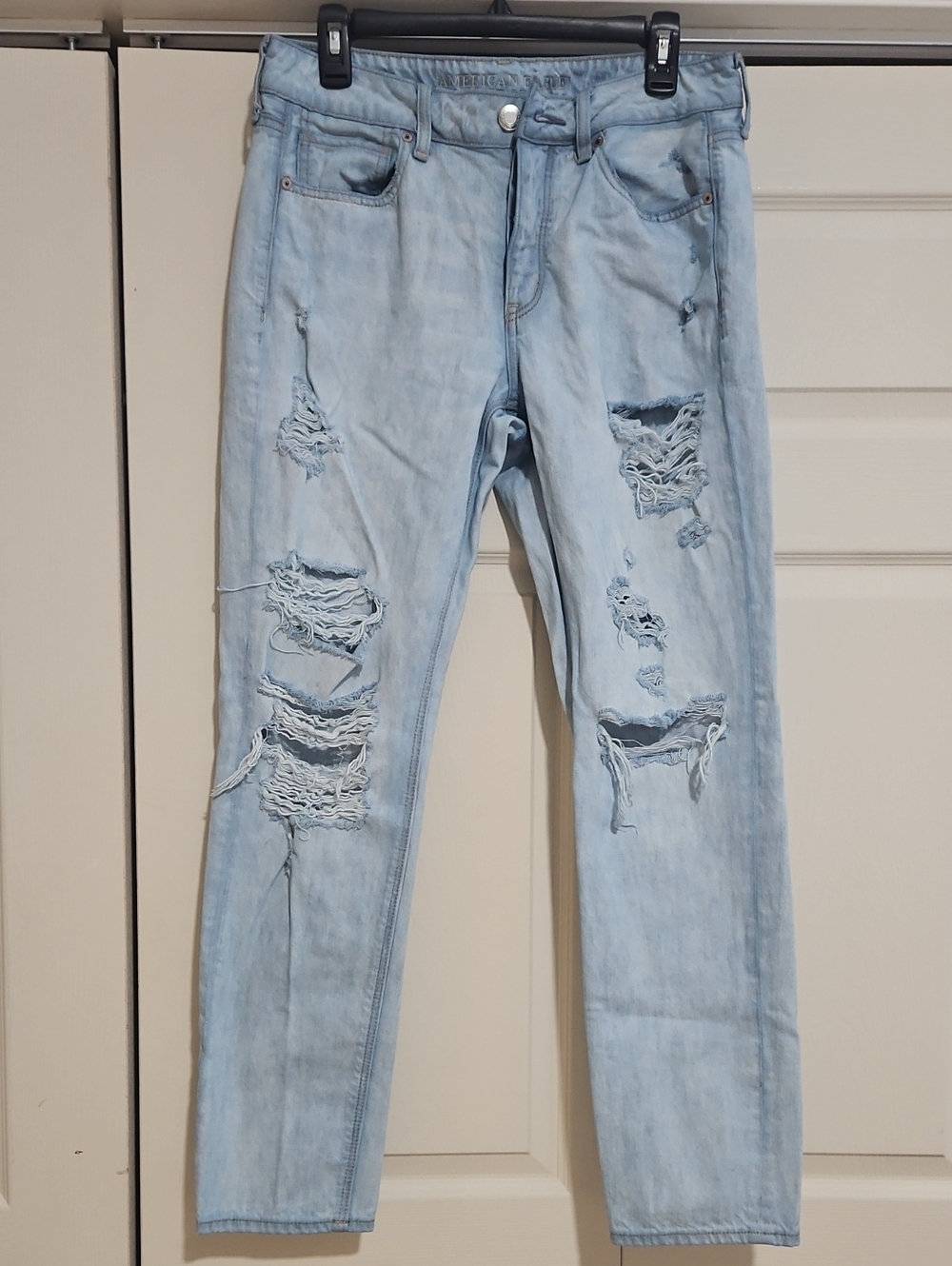 American Eagle Outfitters Light Blue Ripped Skinny Jeans